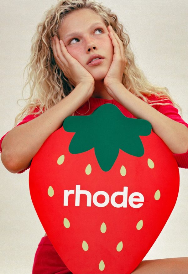 strawberry-glaze-hero3-mobile_b6c07a18-eca6-4cc0-8d47-b2a8dda8bbee peptide lip treatment strawberry glaze